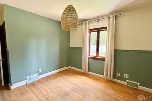 1032 Hampshire Rd, Dayton, OH 45419 - Photo 16