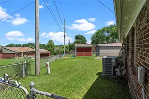 227 Cambridge Dr, Fairborn, OH 45324 - Photo 4