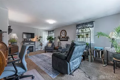 1118 Robin Road, Springfield, OH 45503 - Photo 2