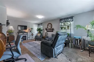 1118 Robin Rd, Springfield, OH 45503 - Photo 2
