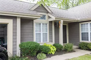 9640 Whalers, Dayton, OH 45458 - Photo 2