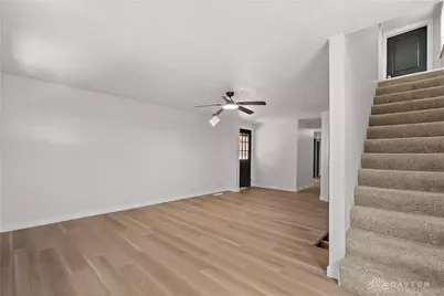 210 N Riley Boulevard, Franklin, OH 45005 - Photo 8