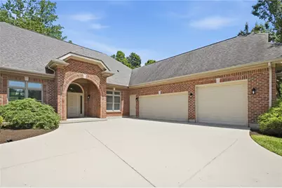 1529 Clear Brook Drive, Sugarcreek Twp, OH 45440 - Photo 8