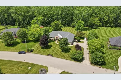 1465 Meadowlands Drive, Fairborn, OH 45324 - Photo 2