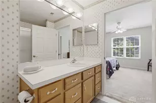 127 Edinburgh Village Dr, Centerville, OH 45458 - Photo 22