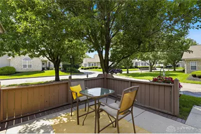 127 Edinburgh Village Drive, Centerville, OH 45458 - Photo 22