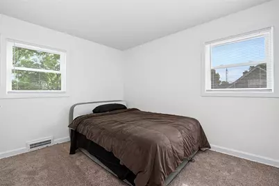 1919 Suman Avenue, Dayton, OH 45403 - Photo 16