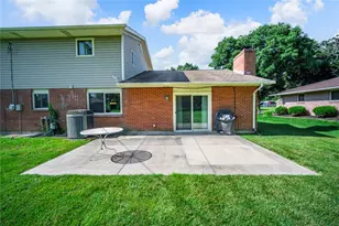 2045 Penbrooke Trail, Miami Township, OH 45459 - Photo 4