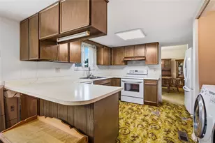 2045 Penbrooke Trail, Miami Township, OH 45459 - Photo 10