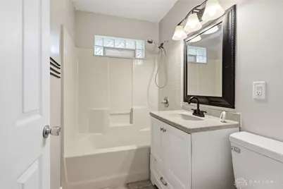 5676 Bellefontaine Road, Huber Heights, OH 45424 - Photo 20