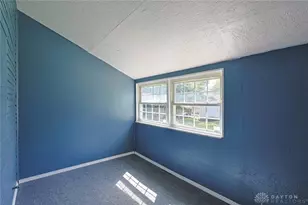 62 Pioneer St, Dayton, OH 45405 - Photo 8