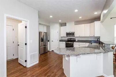 2838 Ridge View Court, Beavercreek Twp, OH 45385 - Photo 12