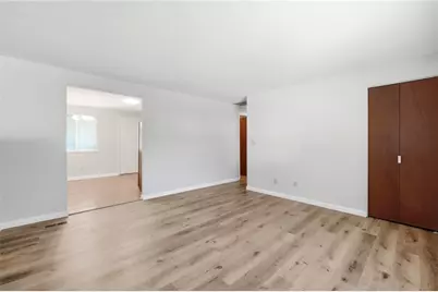 6537 Highbury Road, Huber Heights, OH 45424 - Photo 6