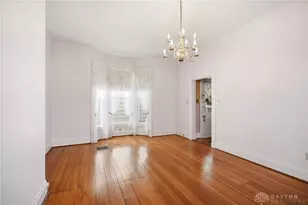 202 W 69th St, Cincinnati, OH 45216 - Photo 6
