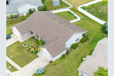 6746 Grovebelle Drive, Huber Heights, OH 45424 - Photo 36