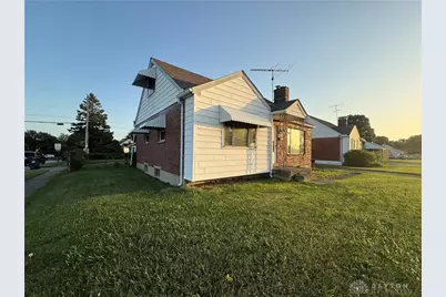 1712 E Dorothy Lane, Kettering, OH 45429 - Photo 2