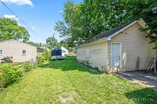 4020 Old Riverside Dr, Dayton, OH 45405 - Photo 32