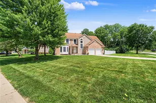 4224 Ranch Dr, Beavercreek, OH 45432 - Photo 2