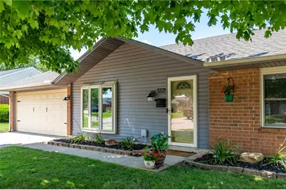 1221 Warwick Drive, Miamisburg, OH 45342 - Photo 2
