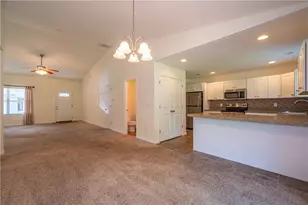 92 Locust Dr, Springboro, OH 45066 - Photo 6
