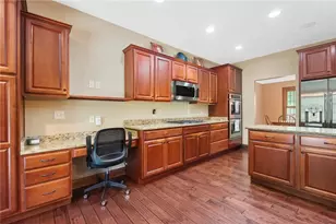 10927 Cold Spring Dr, Washington Twp, OH 45458 - Photo 14