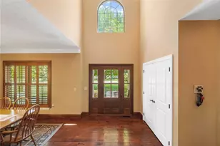 10927 Cold Spring Dr, Washington Twp, OH 45458 - Photo 8