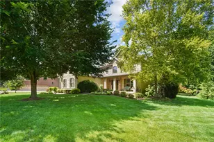 10927 Cold Spring Dr, Washington Twp, OH 45458 - Photo 6