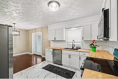 272 Maple Avenue, Centerville, OH 45459 - Photo 12