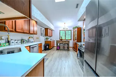 6700 Willow Creek Drive, Huber Heights, OH 45424 - Photo 8