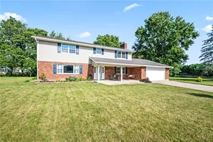 3192 Meadowlark Pl, Beavercreek, OH 45431 - Photo 2