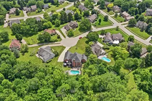 9221 Sycamore Springs Ct, Washington Twp, OH 45458 - Photo 4
