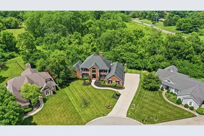 9221 Sycamore Springs Court, Washington Twp, OH 45458 - Photo 2