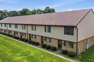 7845 Betsy Ross Cir, Washington Twp, OH 45459 - Photo 2