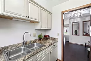 7845 Betsy Ross Cir, Washington Twp, OH 45459 - Photo 22