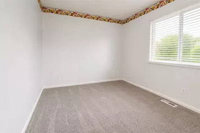 5107 Elyria Lane, Trotwood, OH 45406 - Photo 22