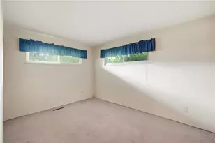 4595 Korner Dr, Huber Heights, OH 45424 - Photo 10