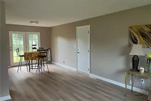 2369 Broadmoor Dr, Kettering, OH 45419 - Photo 4