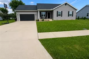 764 Oakdale Dr, Jamestown Vlg, OH 45335 - Photo 2