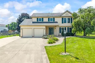 720 Woodspring Ct, Beavercreek, OH 45430 - Photo 1