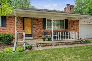 2307 Pine Knott Dr, Beavercreek, OH 45431 - Photo 2