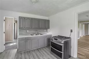 201 S Kilmer St, Dayton, OH 45417 - Photo 14