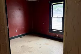 633 Huffman Ave, Dayton, OH 45403 - Photo 6