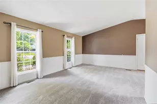 7599 Tanglewood Ln, West Chester Twp, OH 45069 - Photo 10