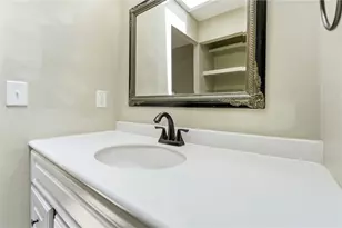 7599 Tanglewood Ln, West Chester Twp, OH 45069 - Photo 30