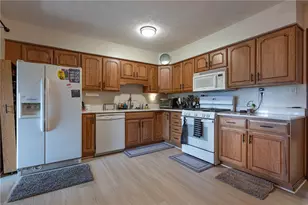 1658 Bowman Dr, Xenia, OH 45385 - Photo 6