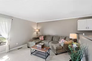 7579 Downing St, Butler Twp, OH 45414 - Photo 8