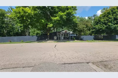 235 S Lansdowne Avenue, Jefferson Twp, OH 45417 - Photo 4