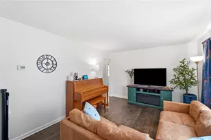 430 Claranna Ave, Oakwood, OH 45419 - Photo 8