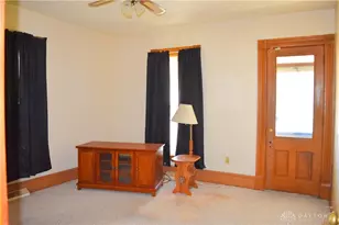 653 S Wayne St, Piqua, OH 45356 - Photo 6