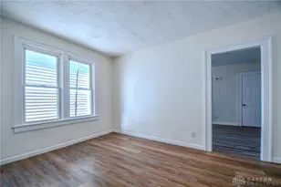 828 E Main St, Springfield, OH 45503 - Photo 8